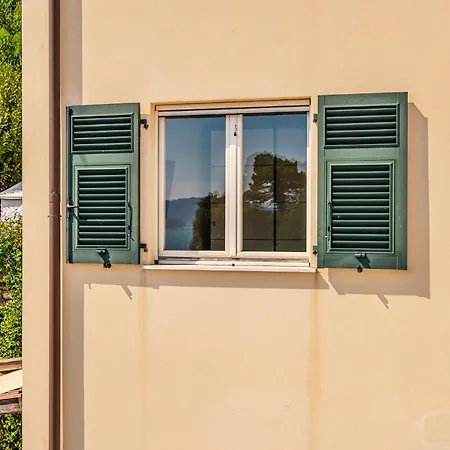 Apartment Il Teatro Sul Mare, Terrazza Panoramica, Barbecue E Cinema Tra Lerici E Cinque Terre La Spezia